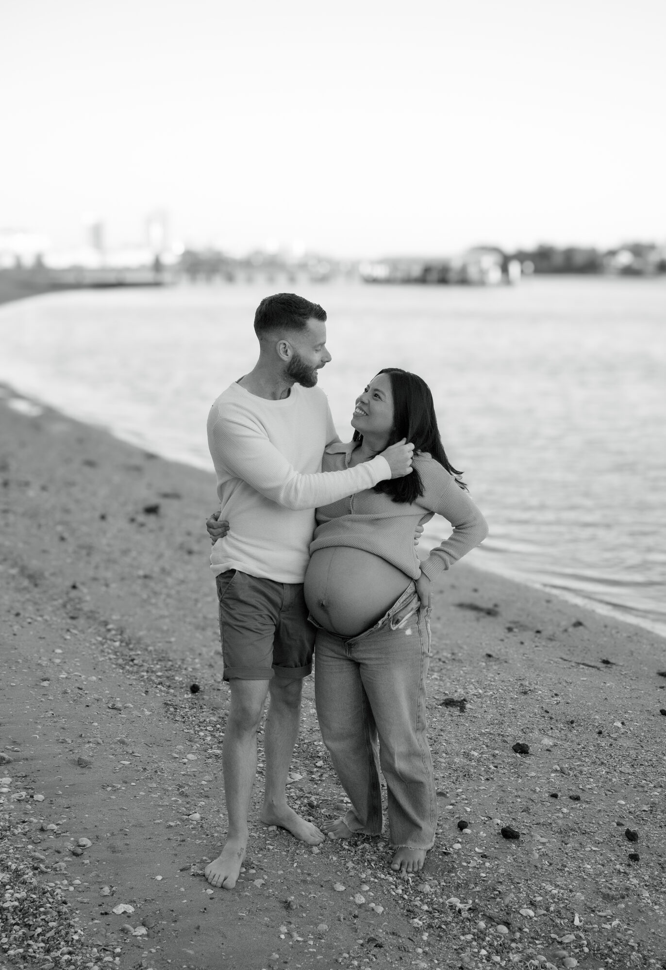 Sydney maternity photographer — relaxed maternity sessions