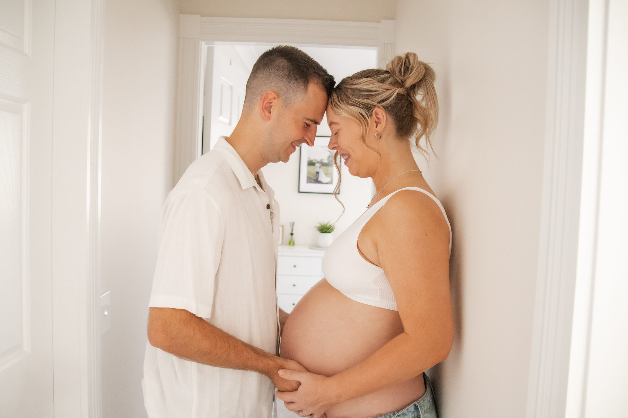 Sydney maternity photographer — relaxed maternity sessions
